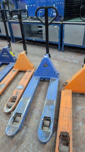 Robson Kay - Auction Date: 2025-12-09 - Category: Fork Lift Trucks, Material Handling & Packaging